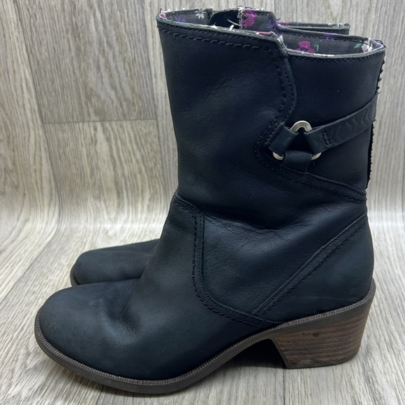 TEVA FOXY MID BLACK BOOTS - Picture 4 of 13